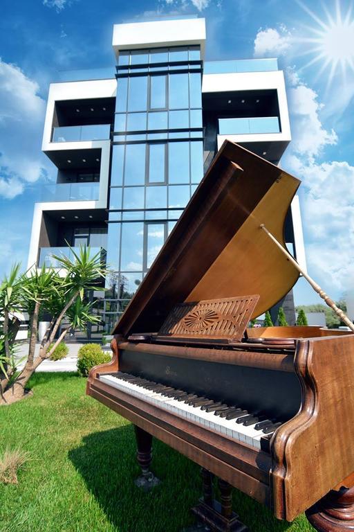 Imperia By Zev Apartments Navodari Exterior photo